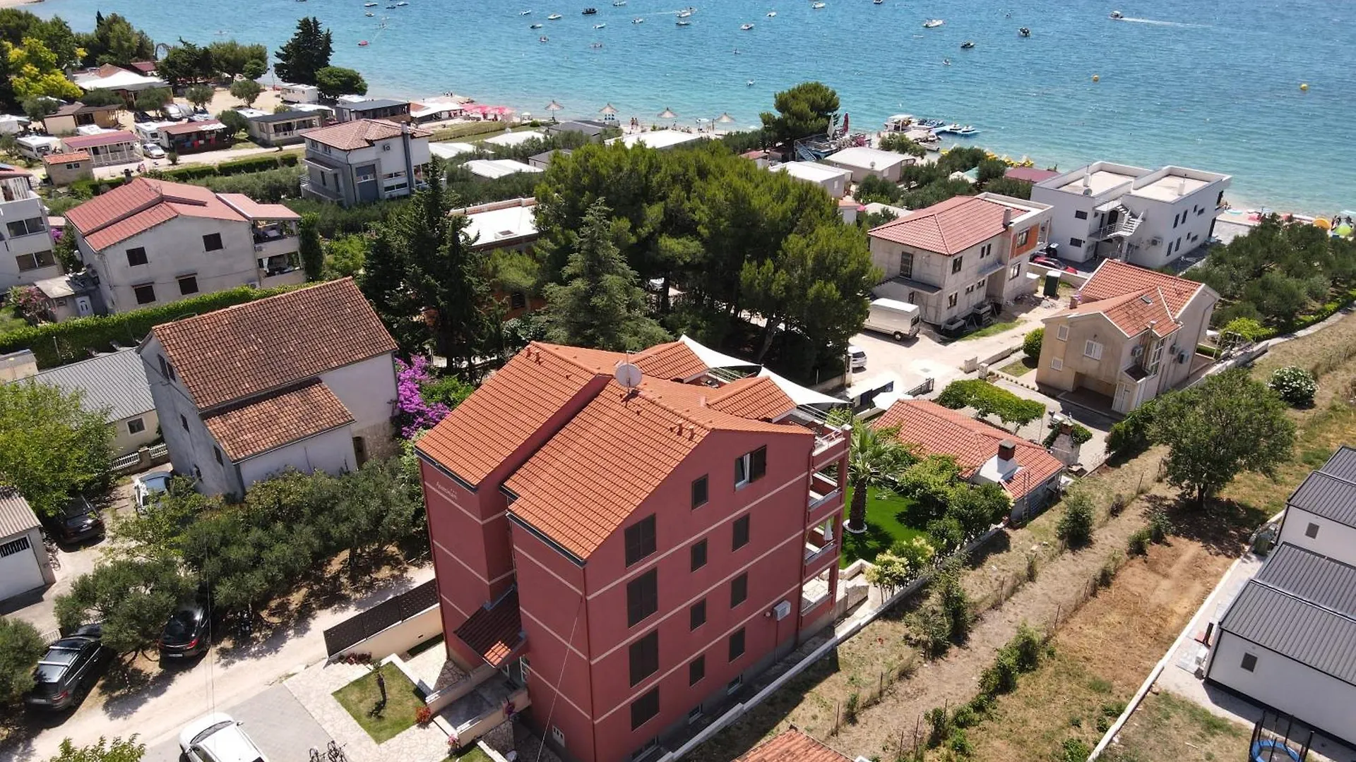 Apartments Villa Sanmarino Pakostane