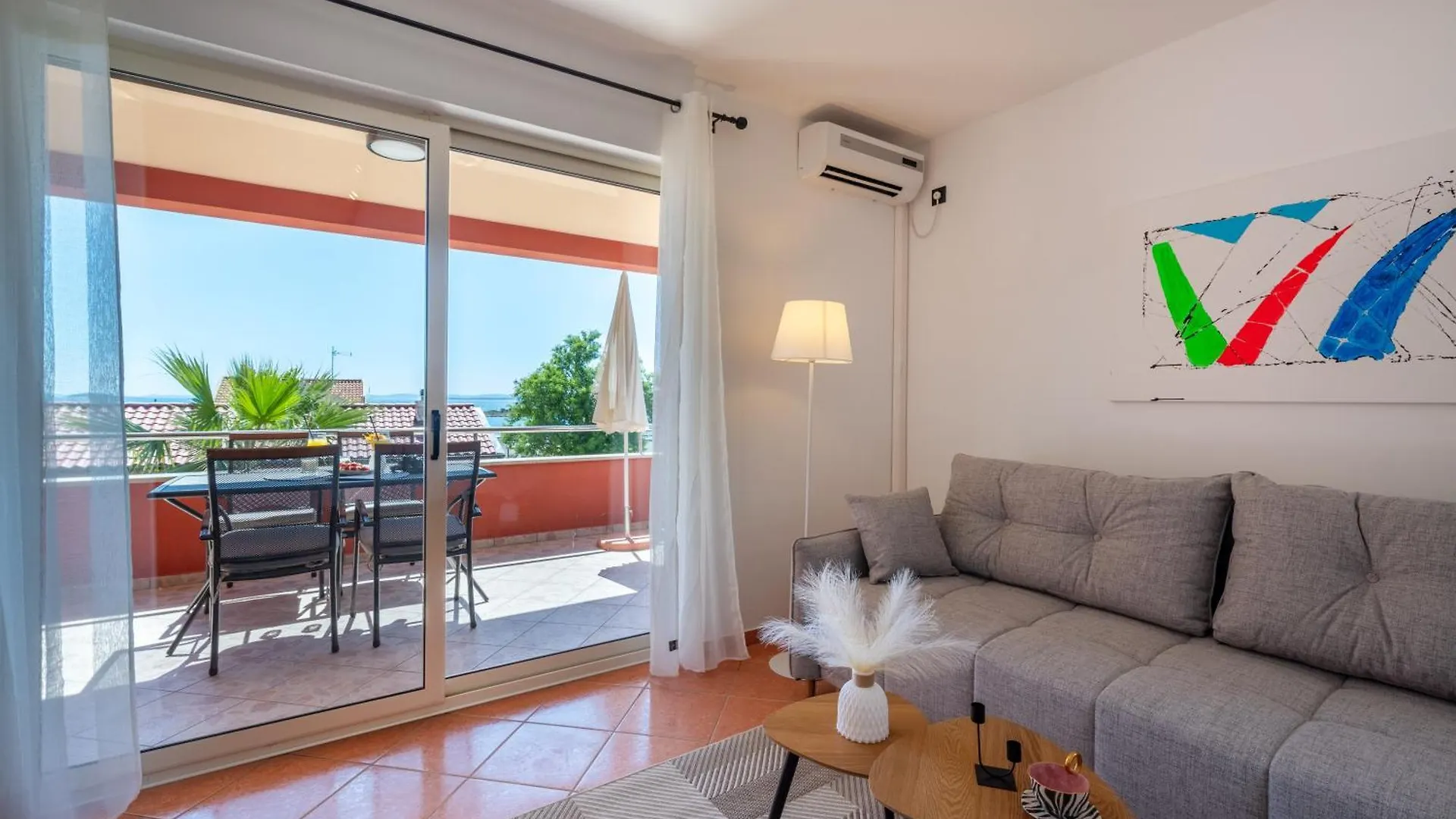 Apartments Villa Sanmarino Pakostane
