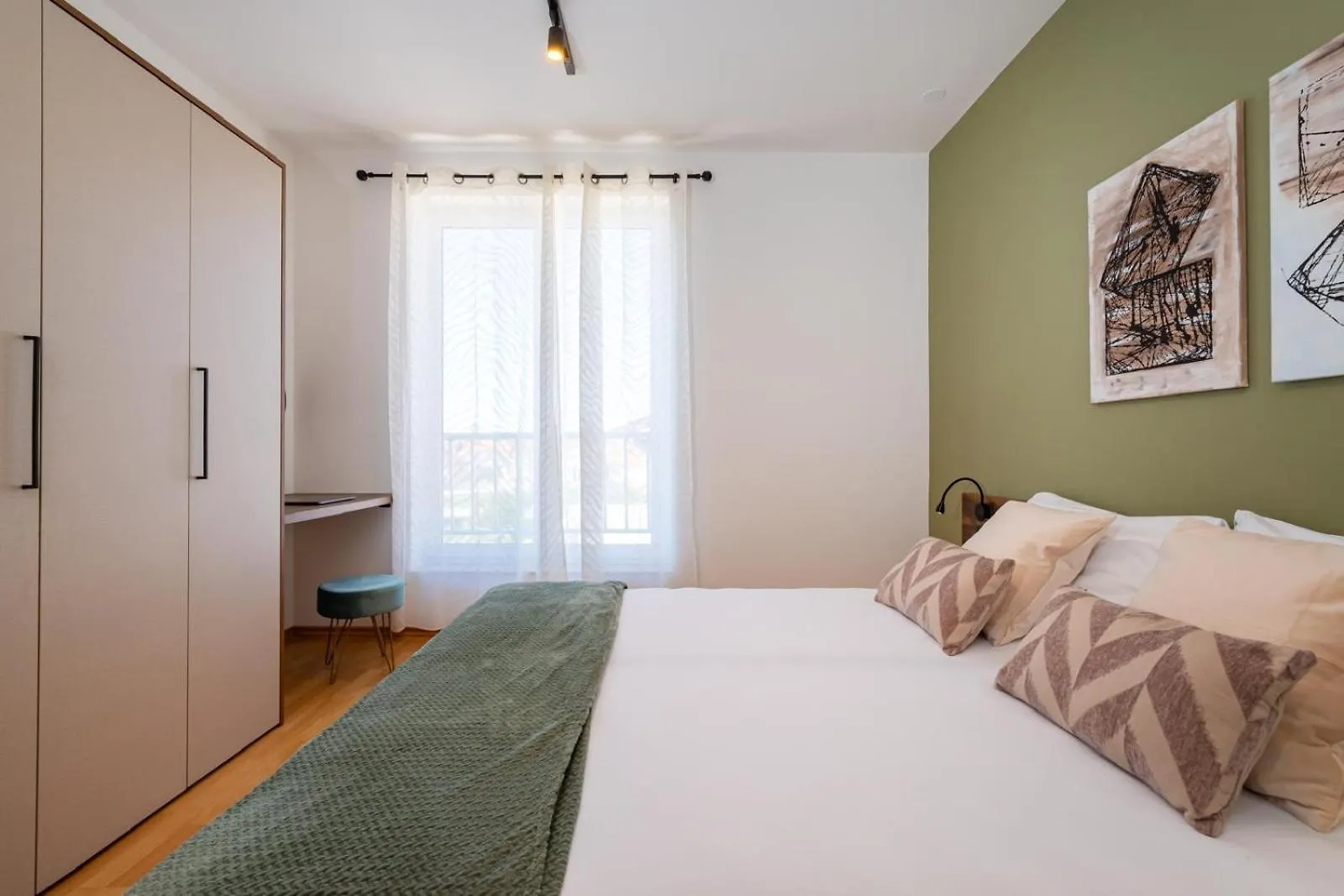 Apartments Villa Sanmarino Pakostane